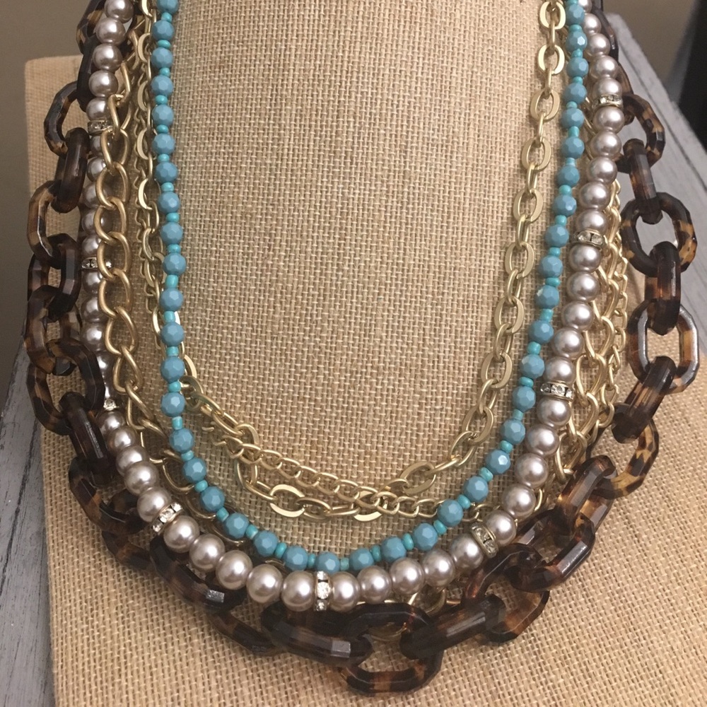 ViVI Tortoise Treasure Necklace
